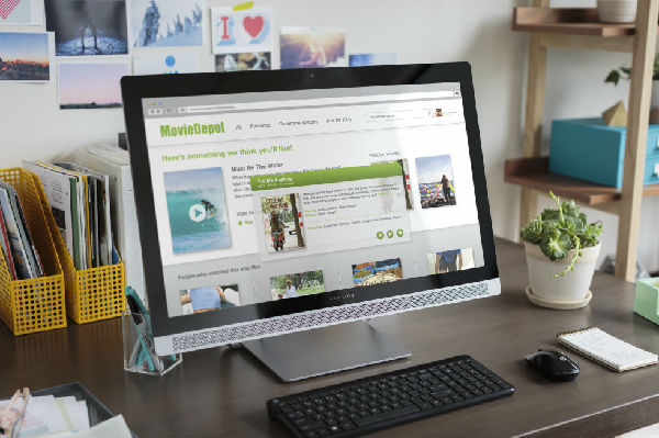 Close-up-of-HP-Pavilion-All-in-One-on-desk-980x653.jpg ,惠普新型时尚一体机 再增摄像头新功能