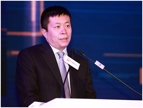 ,新浪微博也完视频直播，这项服务将于本周将正式推出