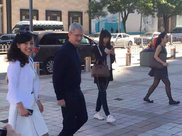 ,乔布斯,开发者,苹果,iPhone,库克中国行：八次来华举足轻重