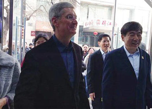 ,乔布斯,开发者,苹果,iPhone,库克中国行：八次来华举足轻重