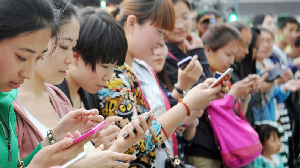 fa1865bca00b43f9984bffb03c6d9cb420160722090515.jpg ,国产手机涨价潮即将袭来,明星代言成主打,消费者是否会买单?