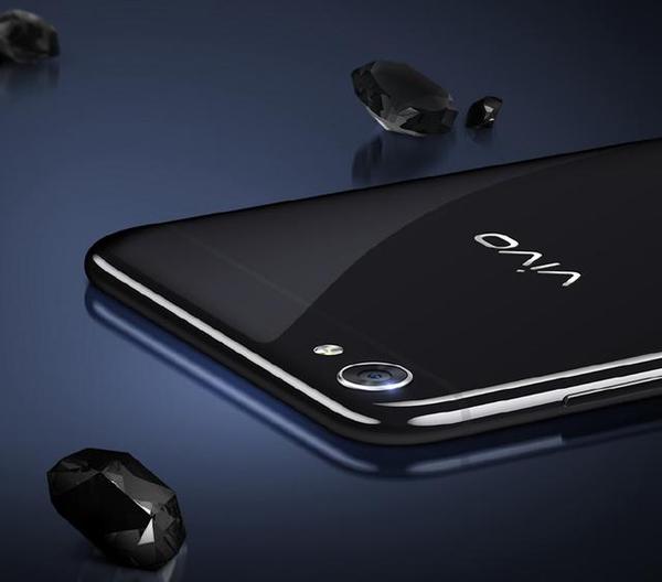 ,苹果,vivo X7不仅柔光自拍   还可以换个颜色