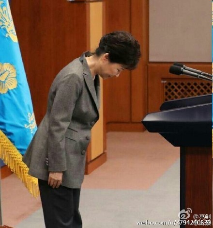 朴槿惠 ,破产姐妹:朴槿惠辞职 希拉里美国大选重新计票被否