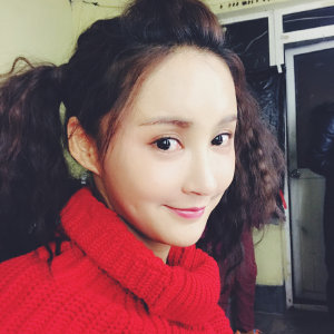 ,百度,张歆艺发文斥责医生    引发医患关系讨论