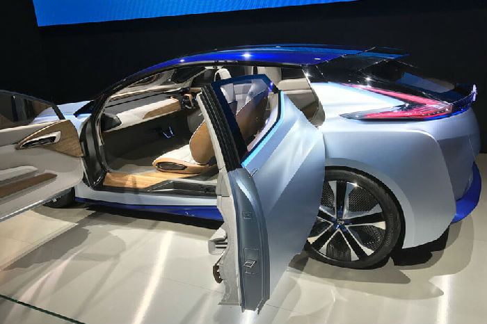 nissan-930x620.jpg ,未来汽车长什么样子?7款智能车将成为你的不二选择