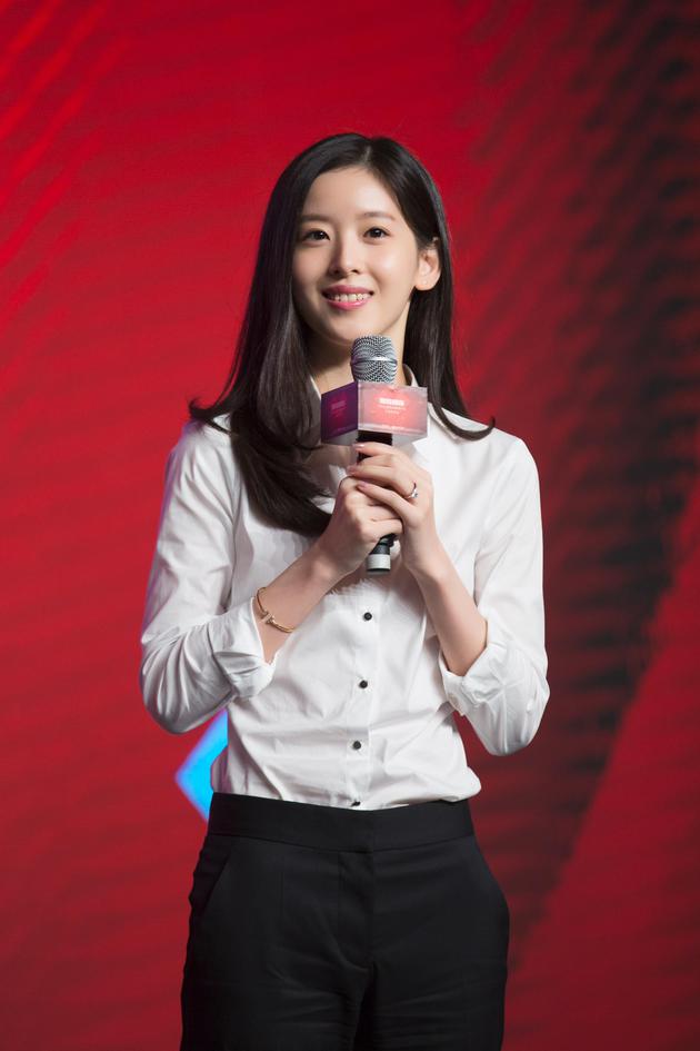 章泽天 ,刘强东,京东,章泽天透露京东以外的事刘强东都听她的