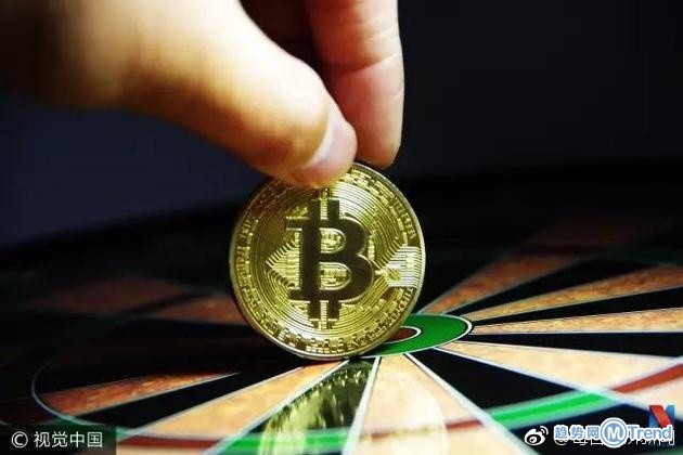 两份披萨毁掉一个亿万富翁 新浪员工救火