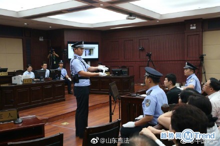 今日热点：花3万请道士作法 于欢行为构成防卫过当