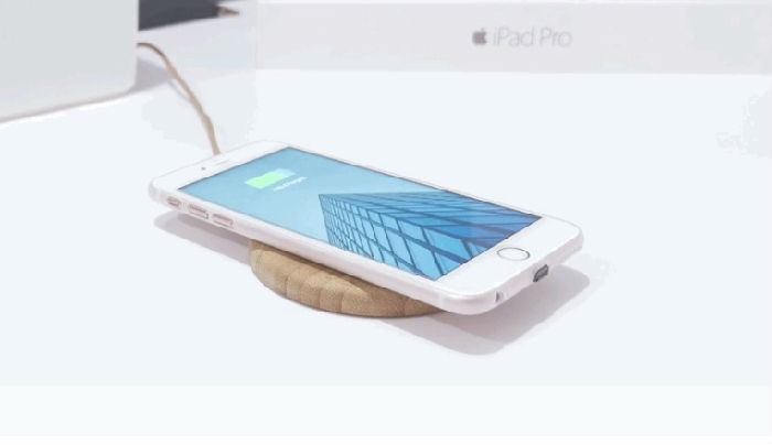 ,iPhone,iPhone 8的无线充电不错，但Android手机的快充将会更好