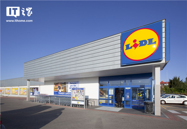 男子提前上班被开除 ,男子提前上班被开除