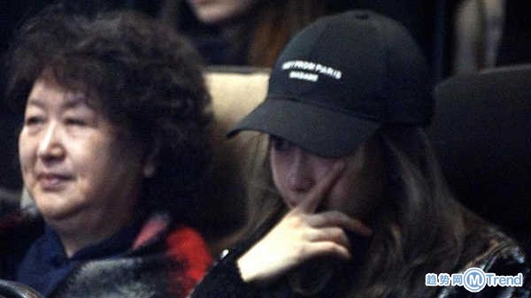 热点：刘亦菲深夜发文 迪丽热巴曝耍叛逆 Baby和婆婆同框