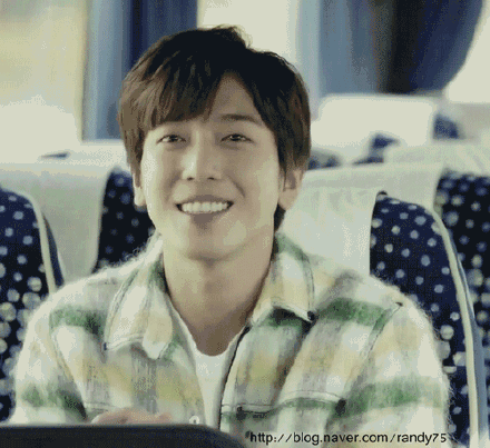 ,今日热点：太阳闵孝琳的婚礼请柬 郑容和入伍 黄子韬发文