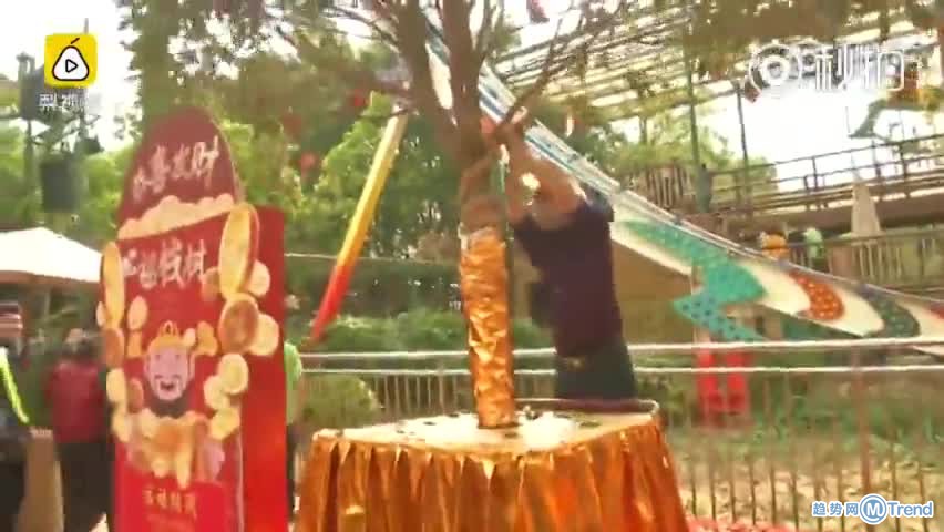 今日热点：名人实名举报市委 景区摇钱树被摇断