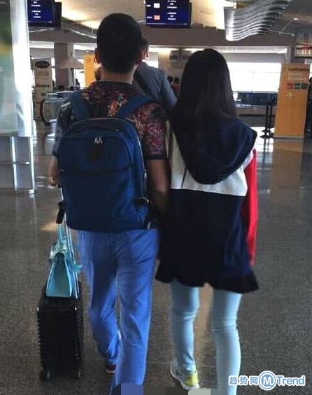 今日热点:伊利回应潘刚调查 偶遇刘强东夫妇