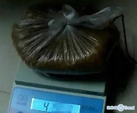 今日热点：吃麻辣烫被检毒驾 女硕士非你莫属应聘被骗薪