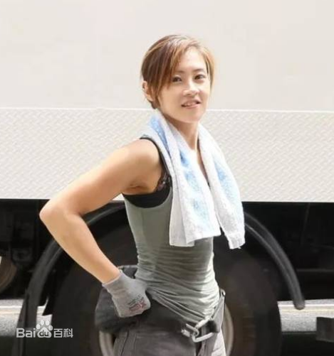 ,深观察｜时代在呼唤“力量感女性”——最美搬运工、王菊