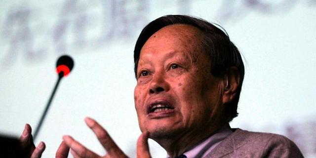 ,杨振宁连发三问，心系国家科教事业