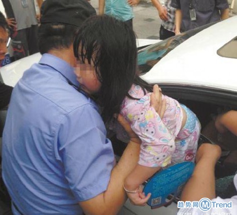 今日热点：孩子闷车内拒砸窗 不带垃圾下楼差评