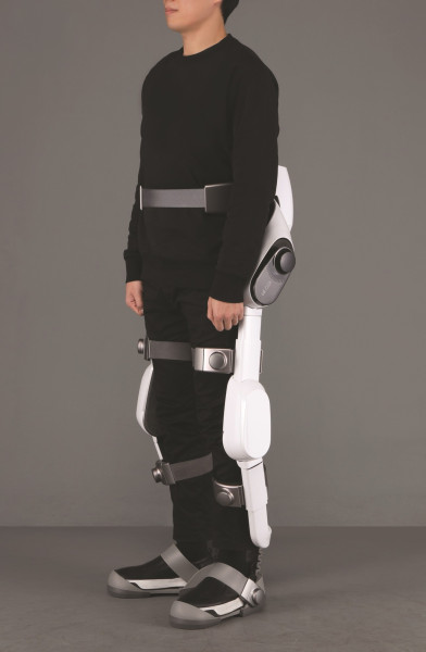 ,机器人,LG新推出的可穿戴机器人是一种连接在一起的外骨骼，超能力的feeling