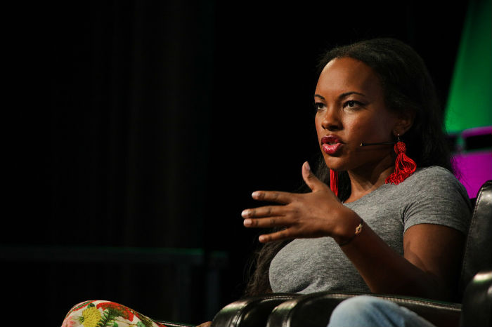 tcdisrupt_sf17_combatingsexism-3750.jpg ,创始人,风险投资,Cleo Capital设定了1000万美元的目标,为女企业家提供资金