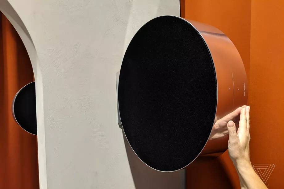 ,Bang & Olufsen的边缘扬声器可以滚动调节音量