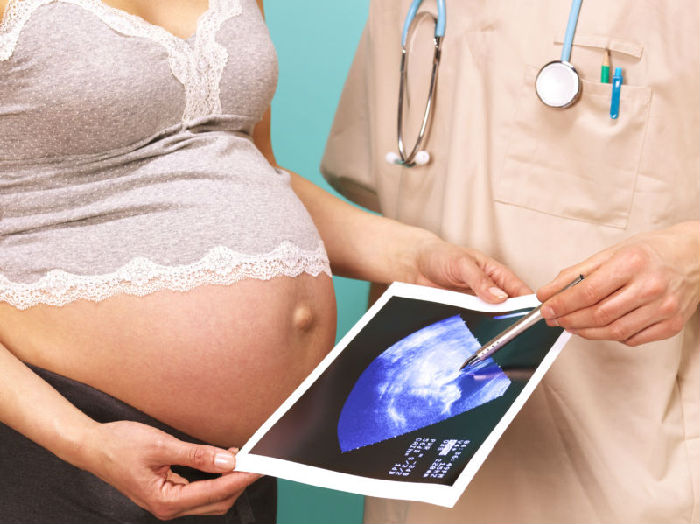 ,DNA网站发现，生育医生用自己的精子给数十名女性进行了受精