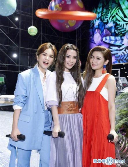 今日热点：战狼2将重映 Selina假唱