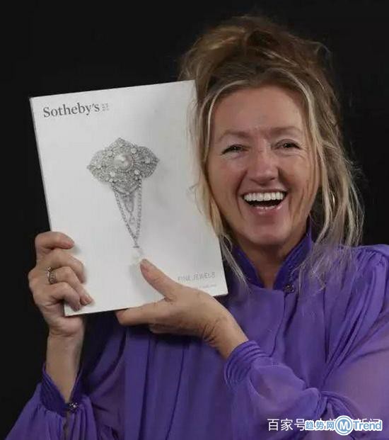 今日热点:买了枚玻璃戒指 点钞机数压岁钱