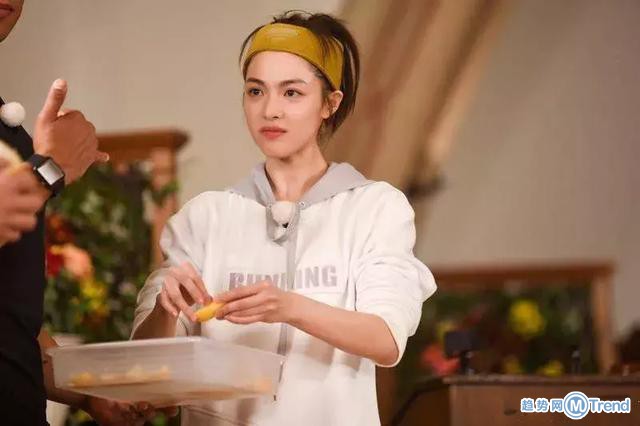 今日热点：钟楚曦否认打baby 程维卸任快的法人