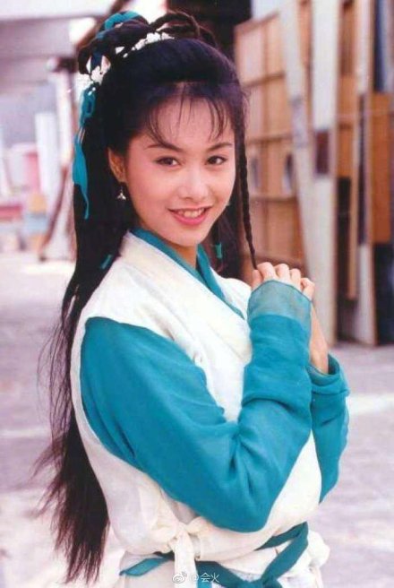 ,今日热点：联想董事长diss折叠屏手机   AI换脸杨幂视频制作者回应