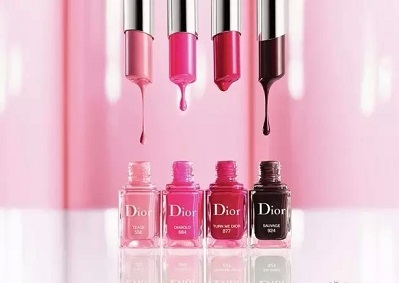 ,春夏时尚必备的气质口红颜色推荐！软化你的心