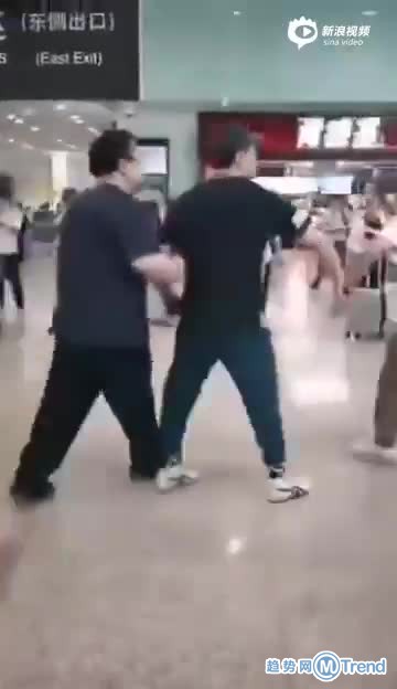 今日热点:楚乔传被判抄袭 罗永浩机场起争执