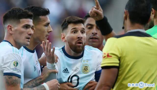 今日热点：梅西拒绝领奖 梅西被红牌罚下