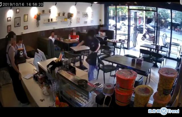 今日热点：京东补贴员工3亿 女子奶茶店遭暴打