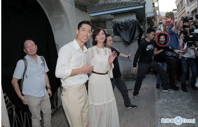今日热点：林志玲婚礼彩排曝光 窦骁何超莲度假照