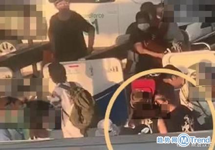 曝张柏芝被赶下飞机 意大利封闭全国监狱暴动已有20人越狱