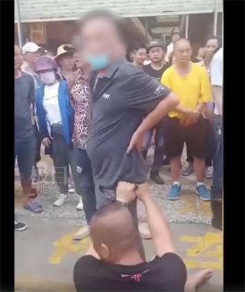 所长与市民起冲突双双住院