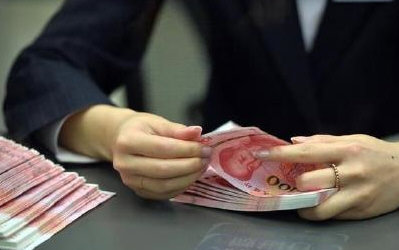 公司20号发上月工资被起诉