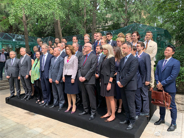 中国加拿大对峙继续升级