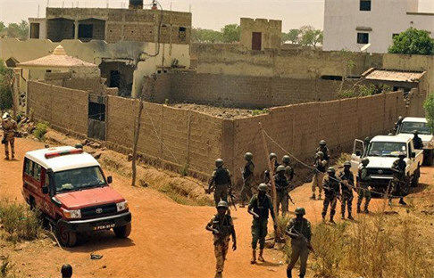 我大使馆紧急发声:国人快撤