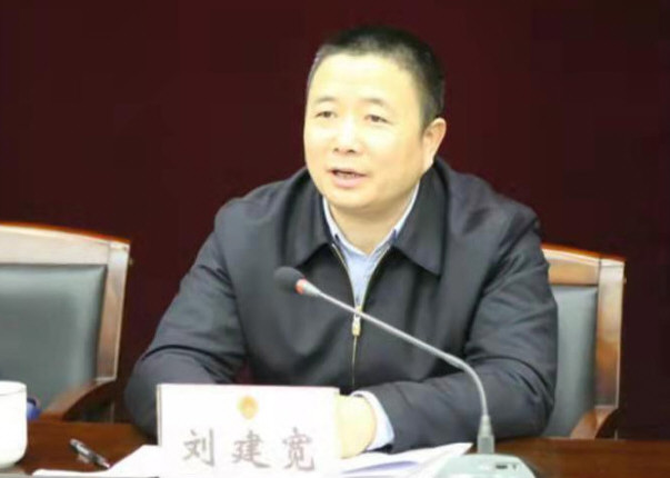 湖南打黑英雄被查 曾吃老虎肉 湖南打黑英雄被查 曾吃老虎肉