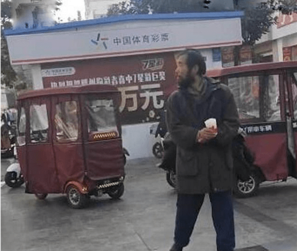 高考状元流浪街头:毕业于人大