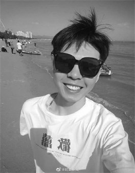 被生母拉黑刘学州自杀身亡