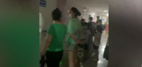 百名孩子游泳后高烧 2人腺病毒阳性