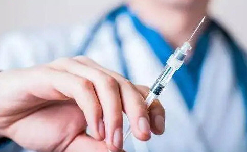 媒体:用养老金倒逼打疫苗违法