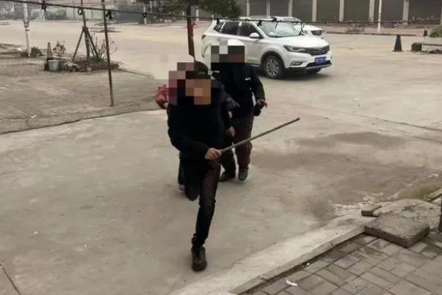 回家过年拒绝相亲 河南母女被打入院