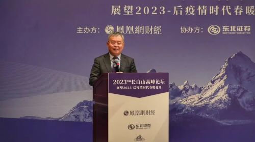 专家:居民赚100块要拿出15块来还债