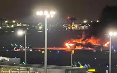 日本撞机事件已致5人死亡 机长重伤