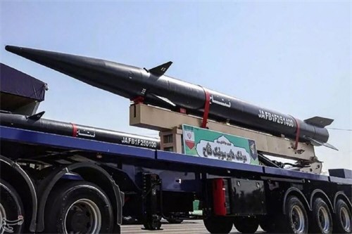 伊朗各地导弹已装入发射器