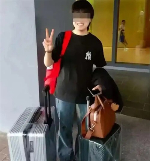 20岁中国女生留学第9天跳楼身亡